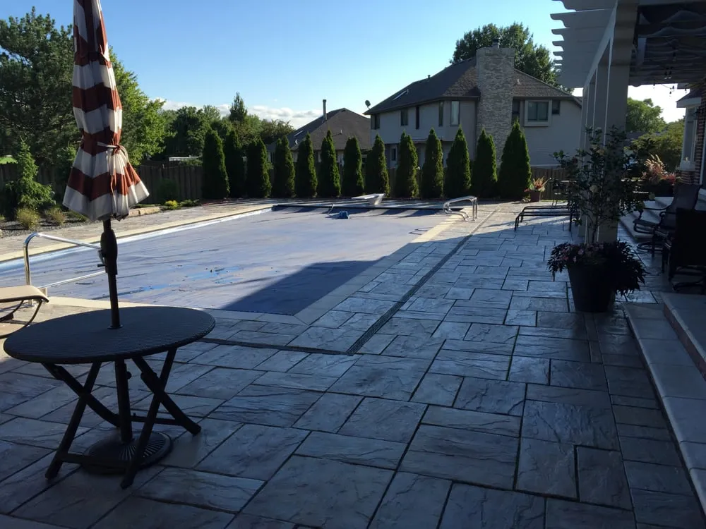 Reliable garden landscaping for outdoor upgrades in Schererville, IN by Choice Landscaping