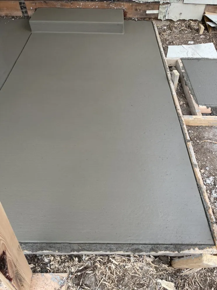 Expert lawn mowing service in Denver, CO - Choose Chani's Landscaping