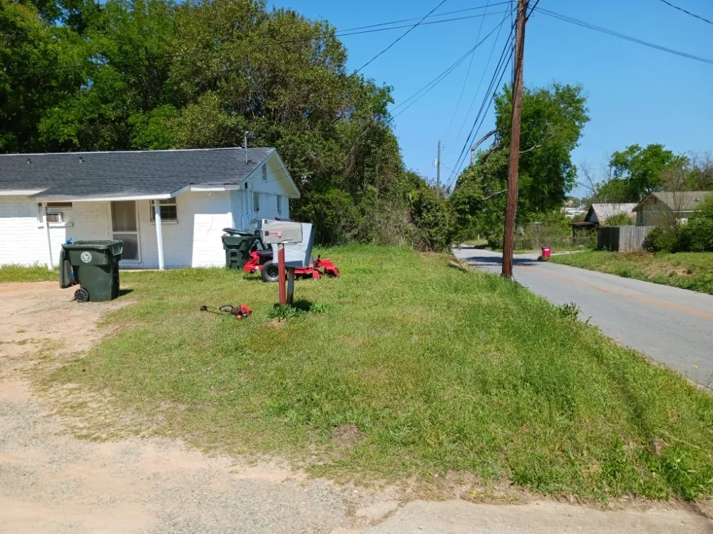 Trusted yard maintenance experts serving Macon, GA - Chop it down landscaping