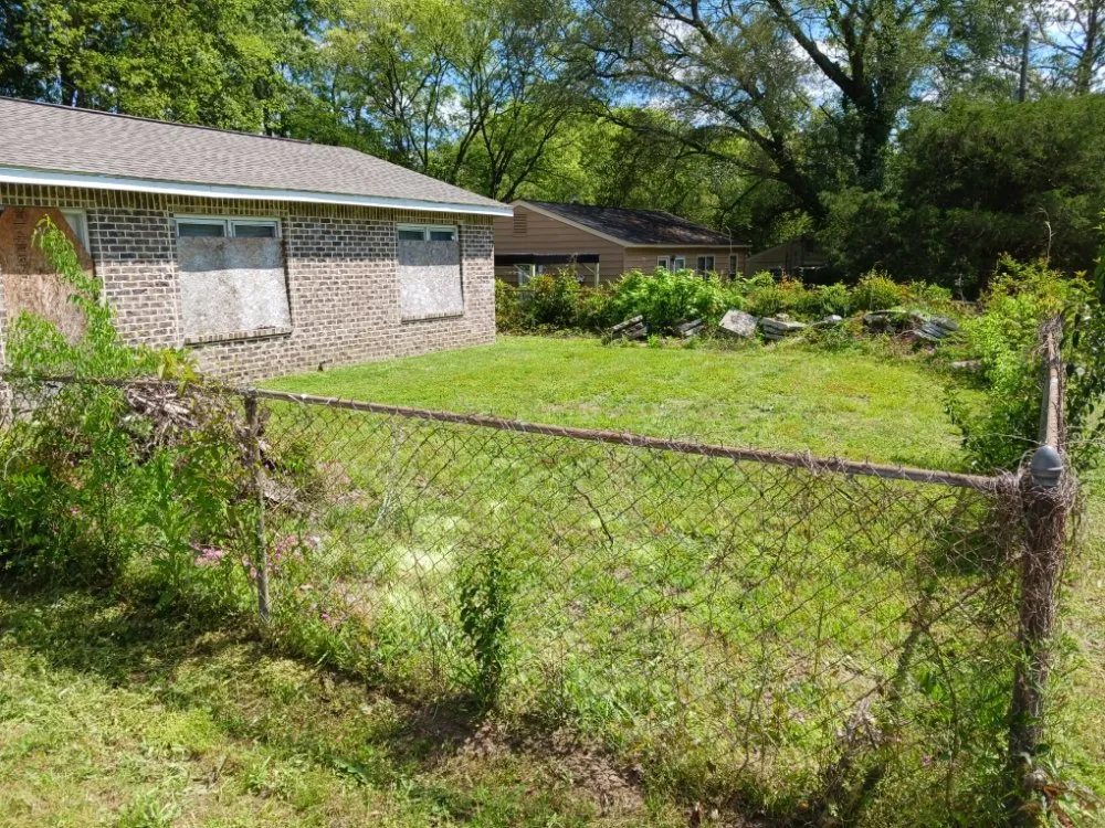 Trusted residential landscaping in Macon, GA - Chop it down landscaping