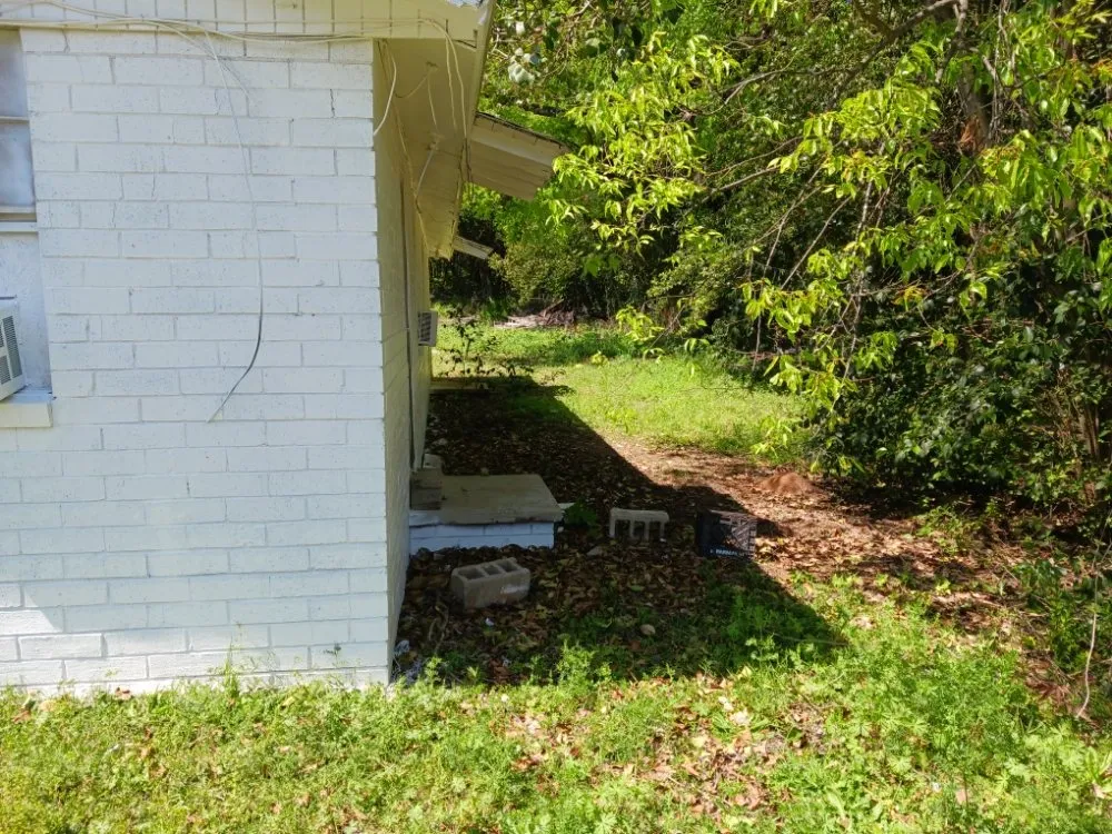 Expert yard cleanup service experts serving Macon, GA - Chop it down landscaping