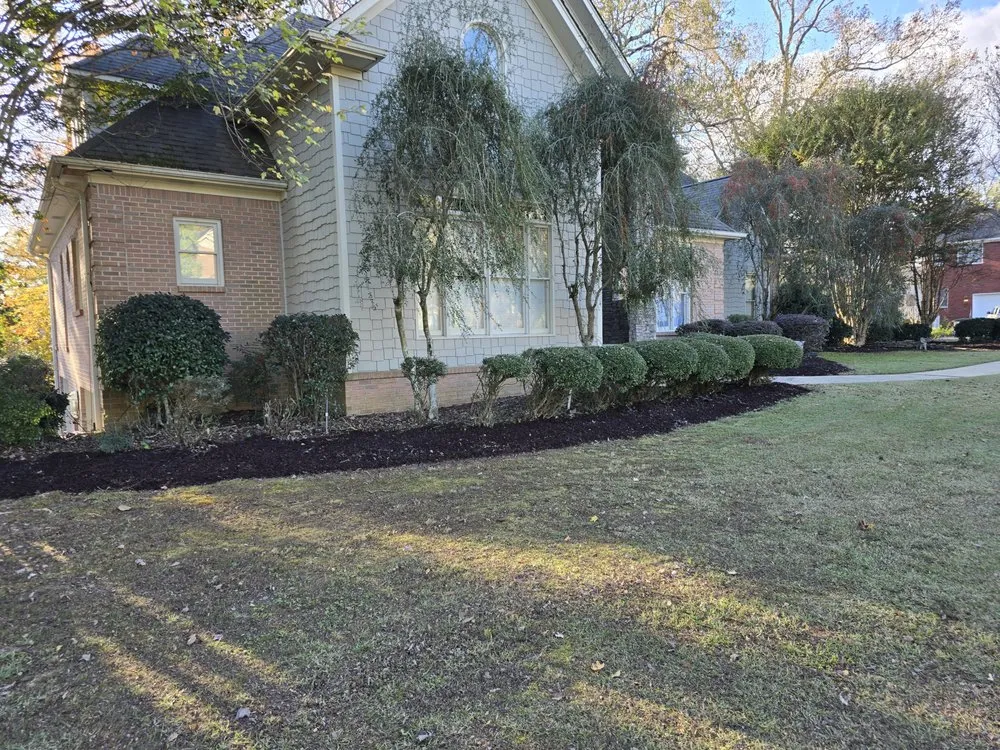 Local lawn mowing service for homes across Fultondale, AL - Choppers lawn service