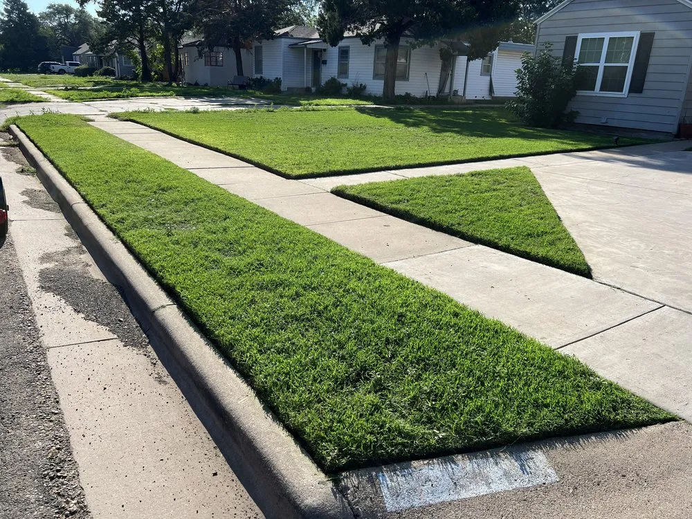 Local yard maintenance for beautiful yards across Lubbock, TX - Choppin Blades Lawn Care