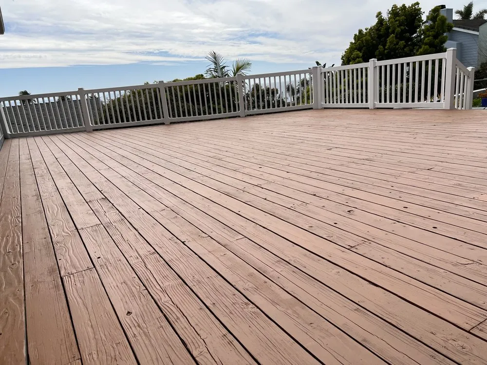 Professional yard maintenance with custom design in Los Angeles, CA by Choto's Landscaping