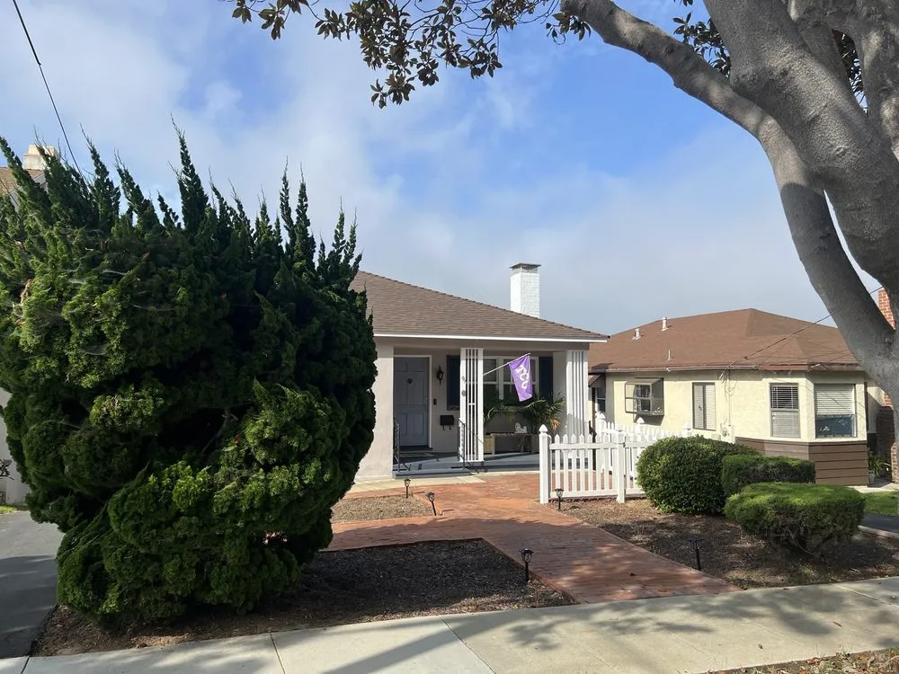 Professional lawn care service in Los Angeles, CA - Choto's Landscaping