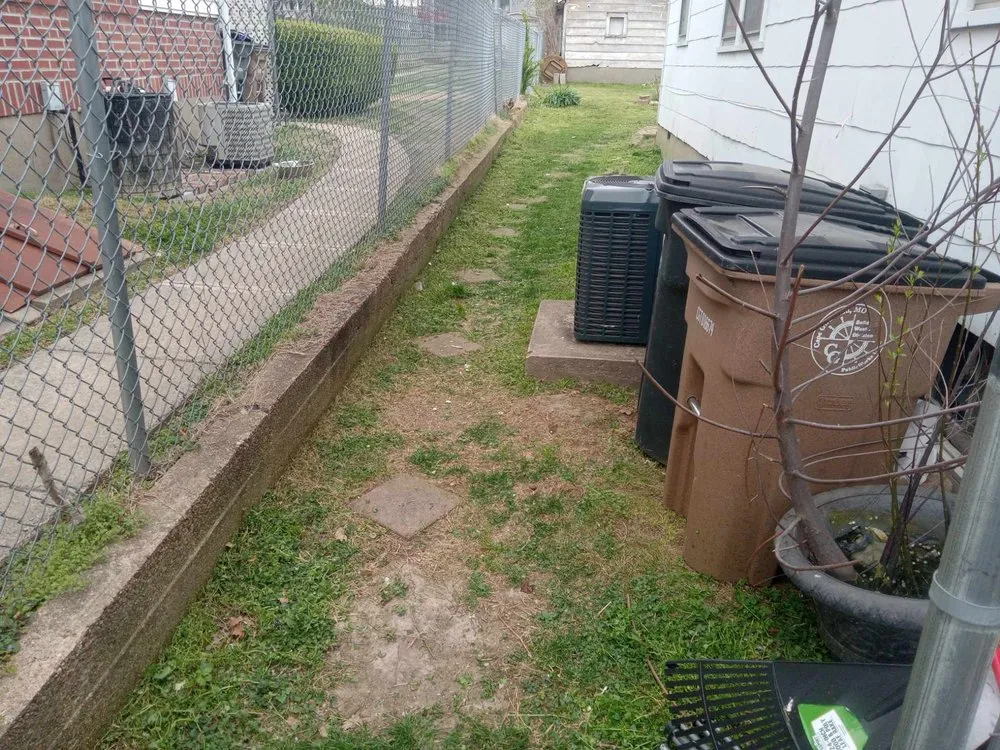 Professional yard maintenance in Marble Hill, MO - Chris and Derricks Moonlighting Services