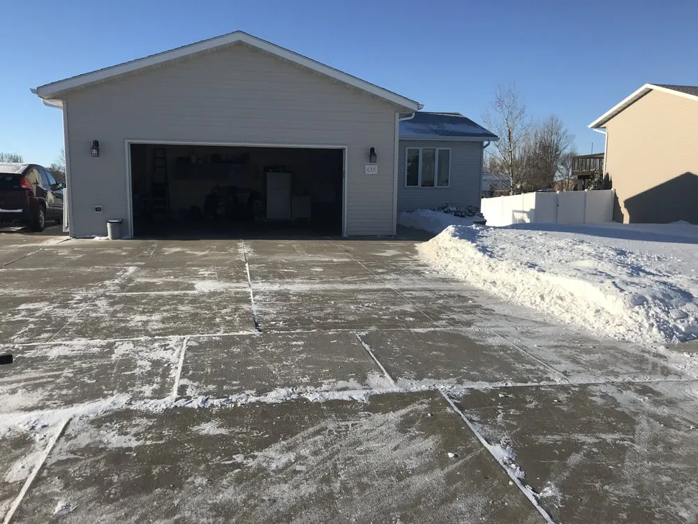 Affordable outdoor landscaping experts serving Mandan, ND - Chris and Son's