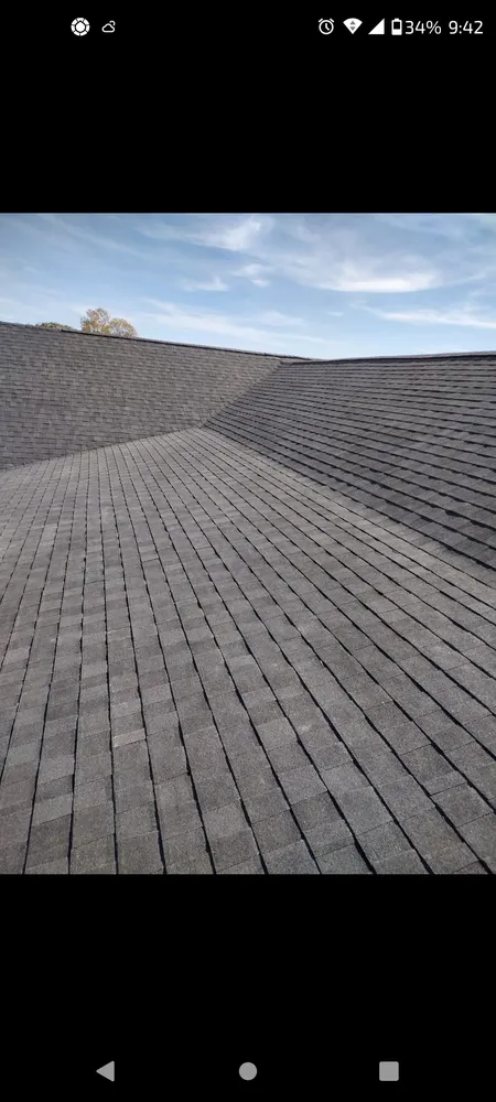 Local lawn mowing service experts serving Louisville, KY - Chris Green Construction