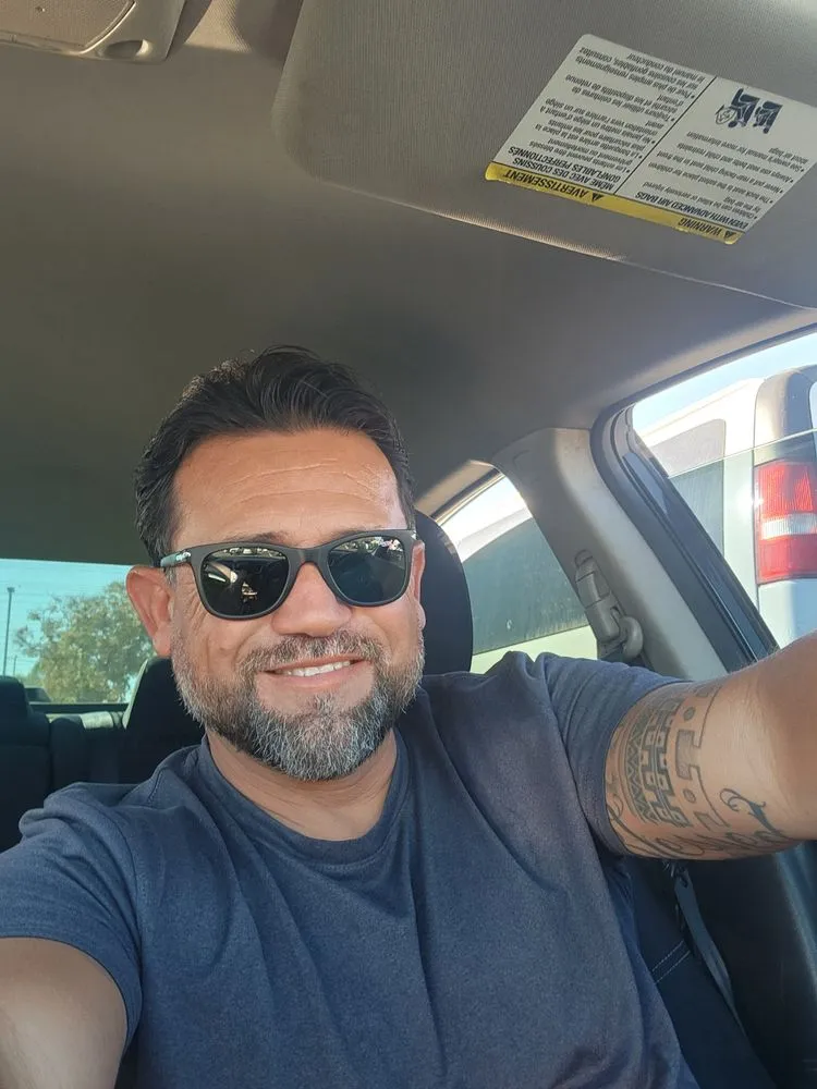 Expert lawn mowing service experts serving Paramount, CA - Chris' Handyman Services