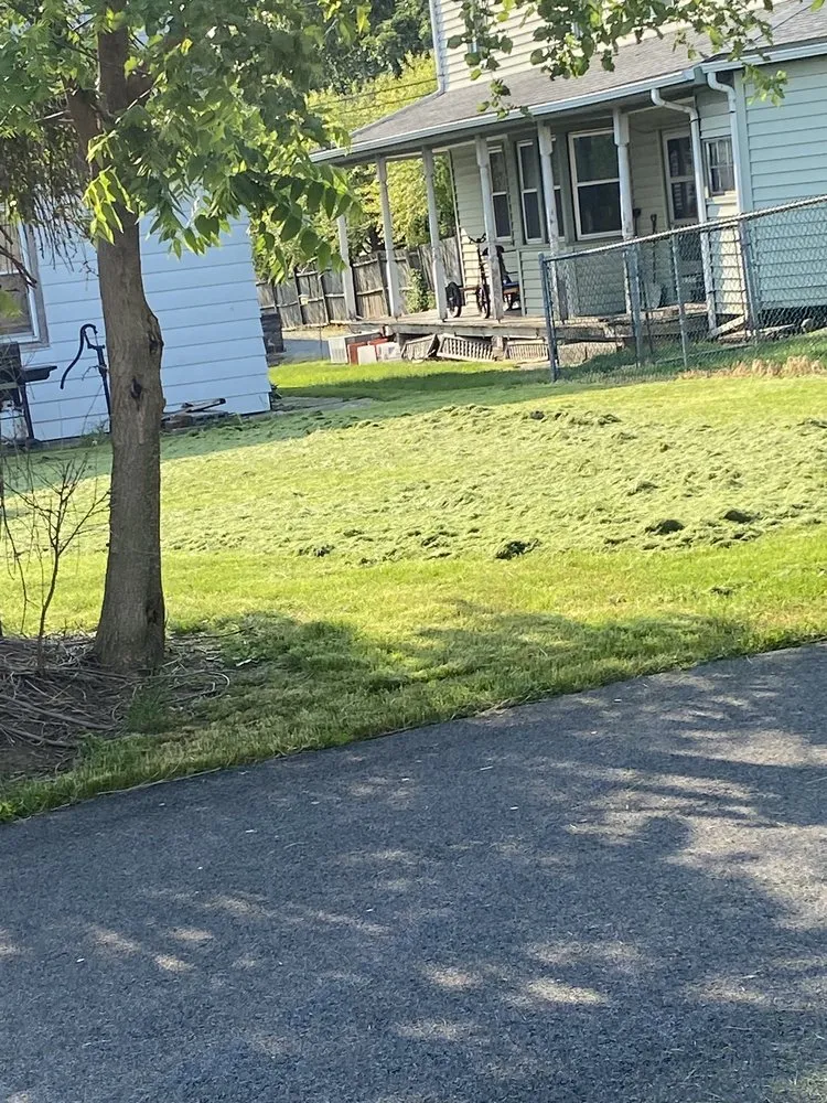 Top-rated landscaping services experts serving Newmanstown, PA - Chris Heisey’s Lawn Care