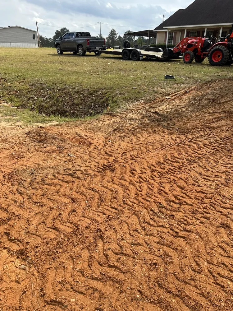 Local garden landscaping experts serving Elba, AL - Chris’ Land Solutions