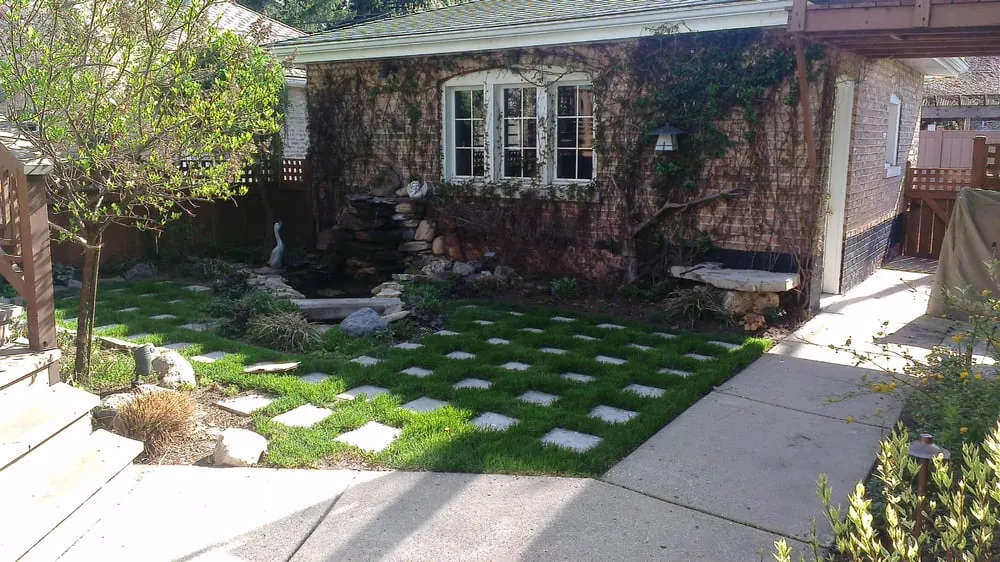 Reliable outdoor landscaping in Niles, IL - Chris' Landscape