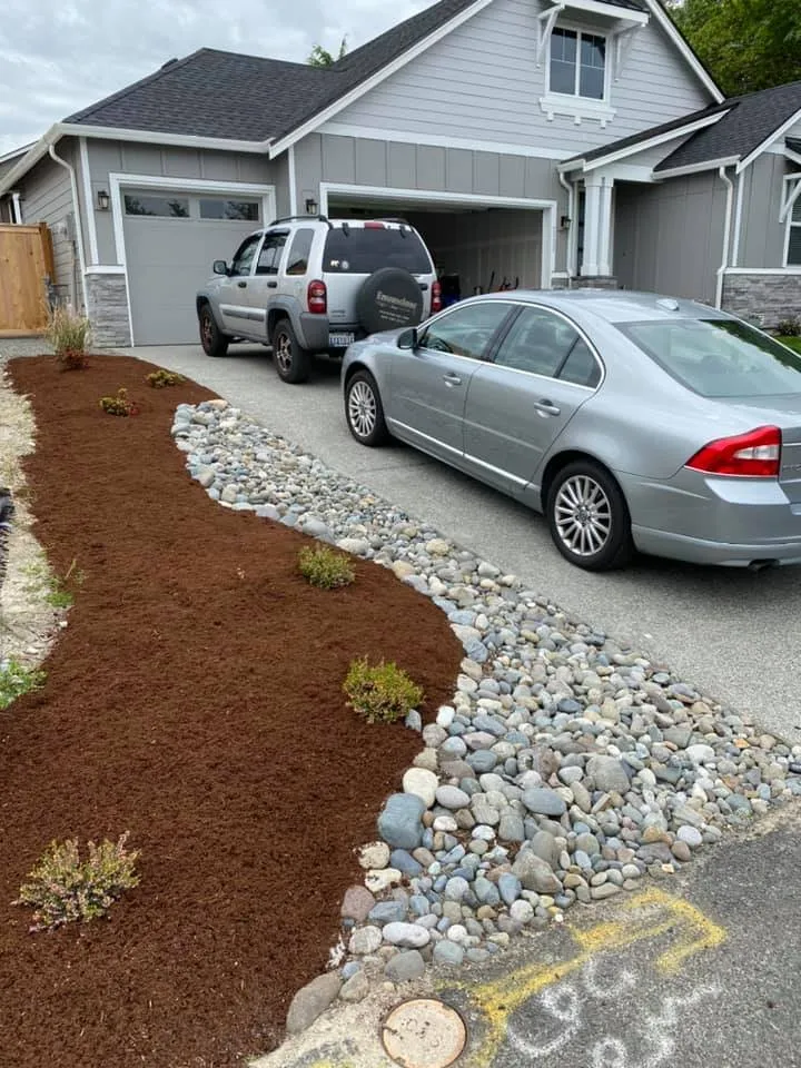 Expert residential landscaping experts serving Auburn, WA - Chris Landscaping & Maintenance