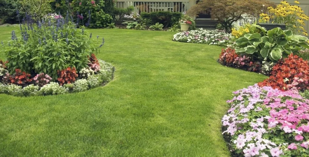 Custom residential landscaping for homes across Leesport, PA - Chris’ Landscaping