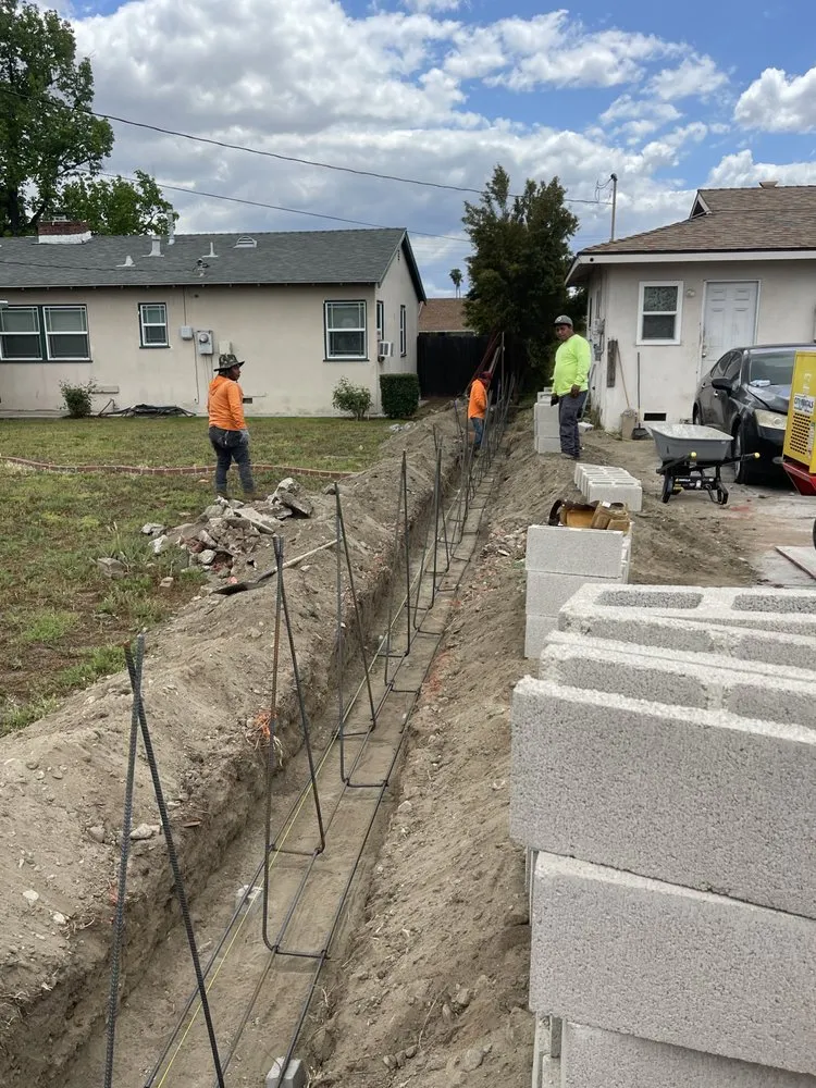 Professional landscaping services experts serving Ontario, CA - Chris Landscaping