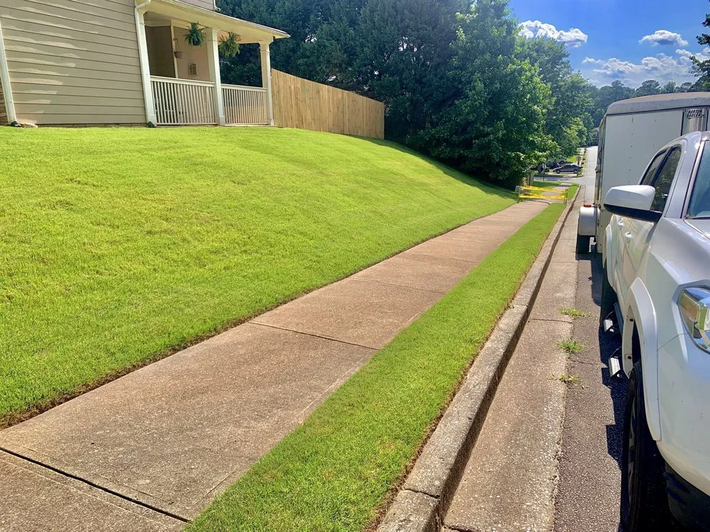 Affordable lawn mowing service experts serving Austell, GA - Chris' Landscaping Services