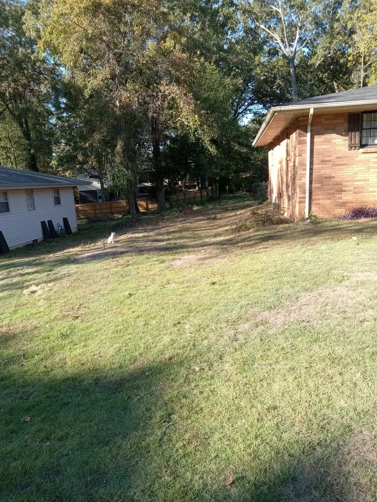 Reliable landscape design experts serving Muscle Shoals, AL - Chris Lawn Services