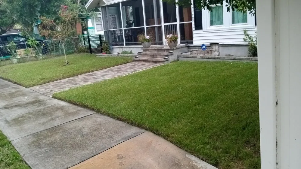 Affordable lawn mowing service in New Port Richey, FL by Chris Myers Lawn & landscape