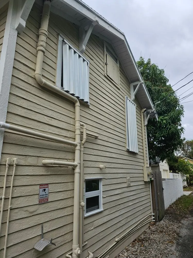 Top-rated landscaping services experts serving Lake Worth Beach, FL - Chris On Call