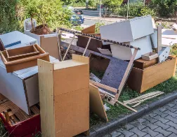 Professional yard maintenance in Taft, TN - Chris Peterson's Lawn Care & Junk Removal.