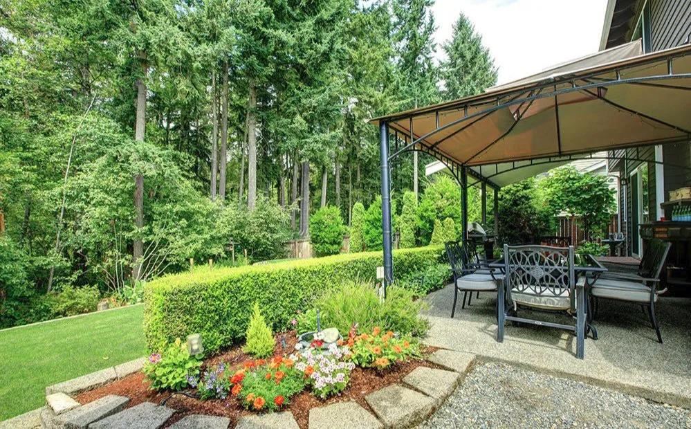 Custom yard maintenance for beautiful yards across Winder, GA - Chris Savage Lawn Care