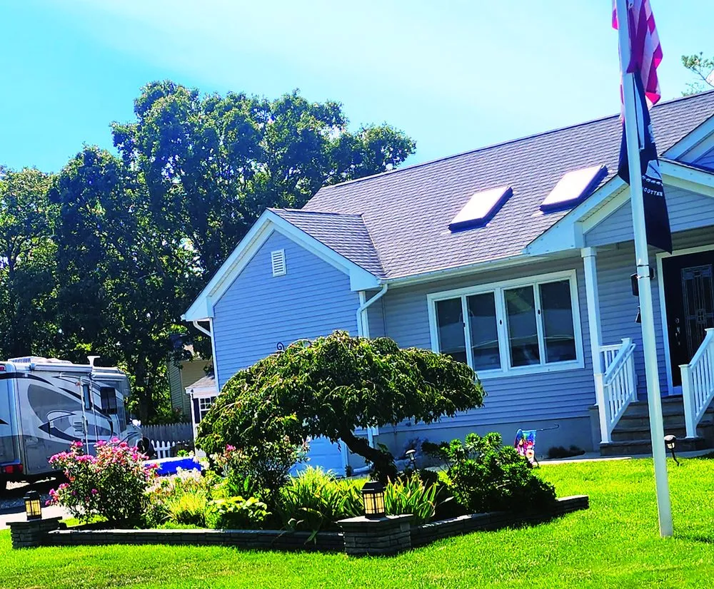 Custom garden landscaping in Brick Township, NJ - Chris The Lawn Guy