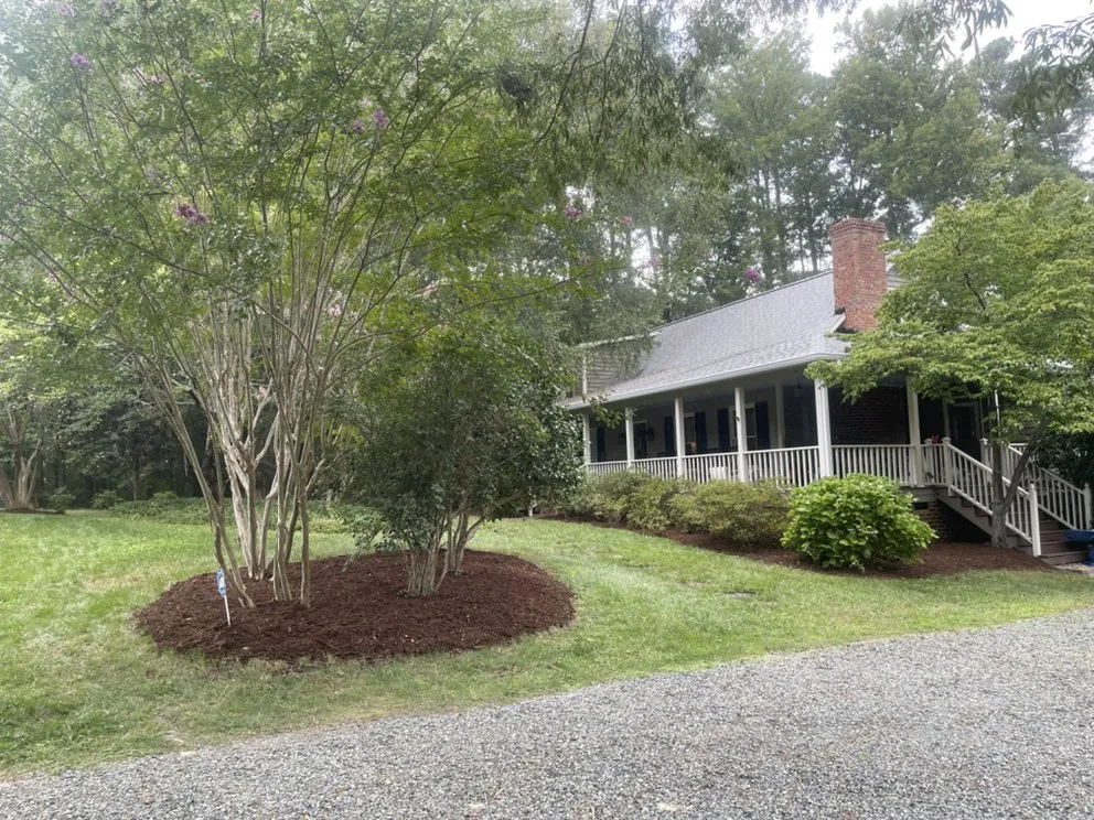 Top-rated yard maintenance with custom design across Oxford, NC - Chris the Local Landscaper