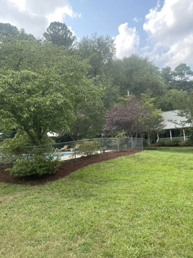 Reliable yard cleanup service for beautiful yards across Oxford, NC - Chris the Local Landscaper