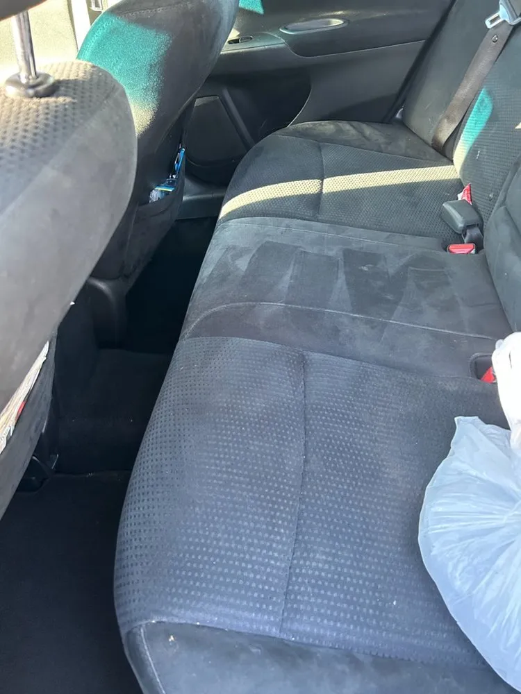 Reliable lawn care service in Jackson, MS by Chris White