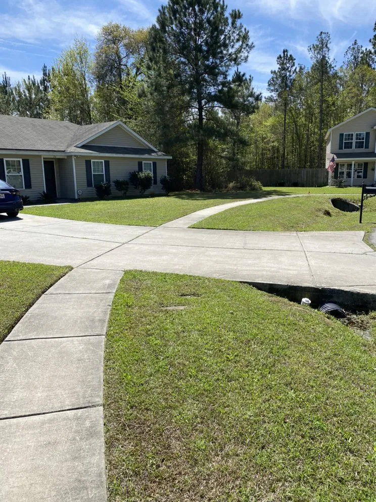 Local outdoor landscaping in Rincon, GA - Chrispy Cutz Lawn Care