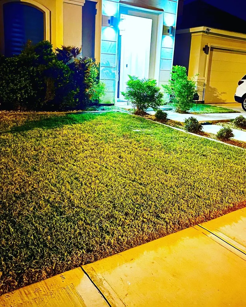 Custom landscaping services experts serving Mission, TX - Chris’s Lawn Care