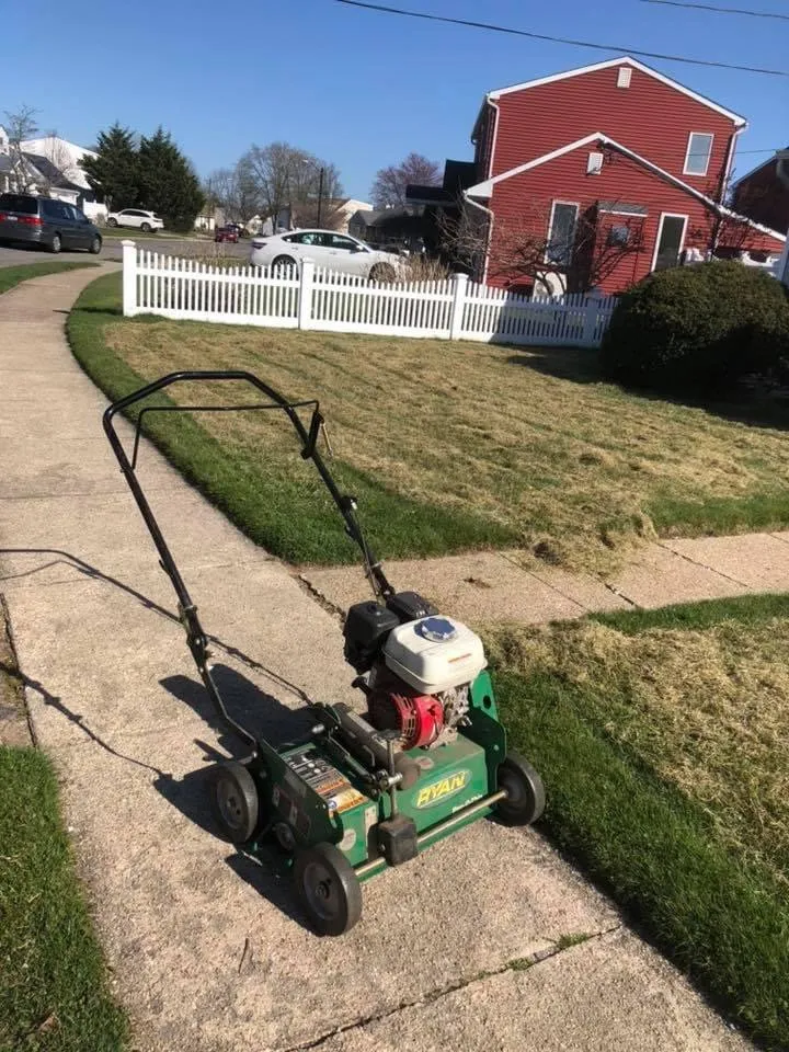 Top-rated yard maintenance experts serving Hicksville, NY - Chris's Lawn Service