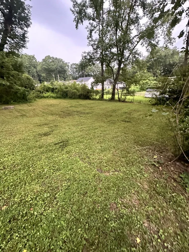 Local garden landscaping experts serving Atlanta, GA - Chris’s Mowing