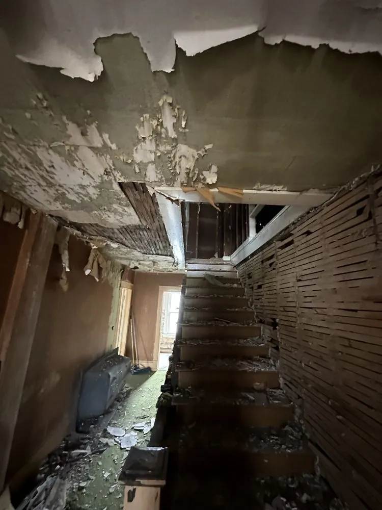 Local lawn care service for outdoor upgrades across Kingsport, TN - Chris's Mowing, Pressure Washing and Odd Jobs