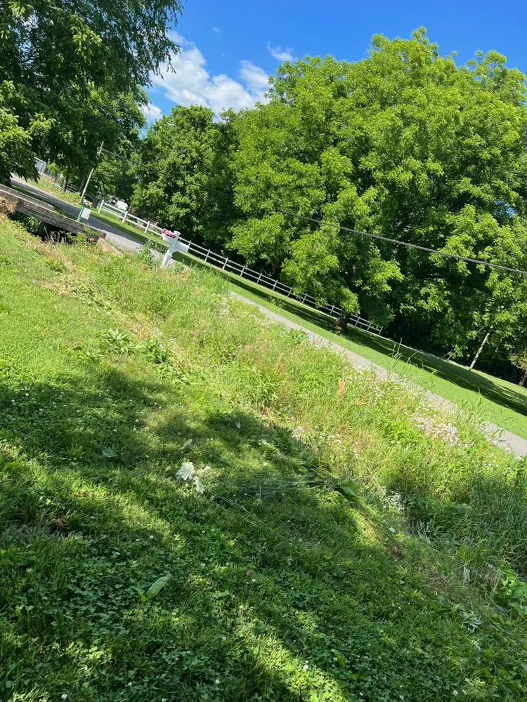 Trusted yard maintenance in Lebanon, TN by Christensen’s Lawncare