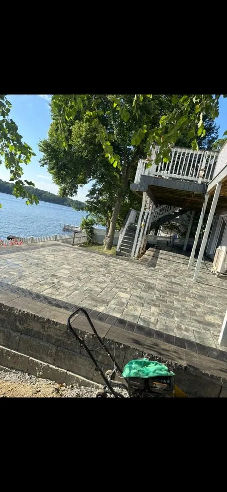 Top-rated lawn mowing service in Cranston, RI - Christian landscape