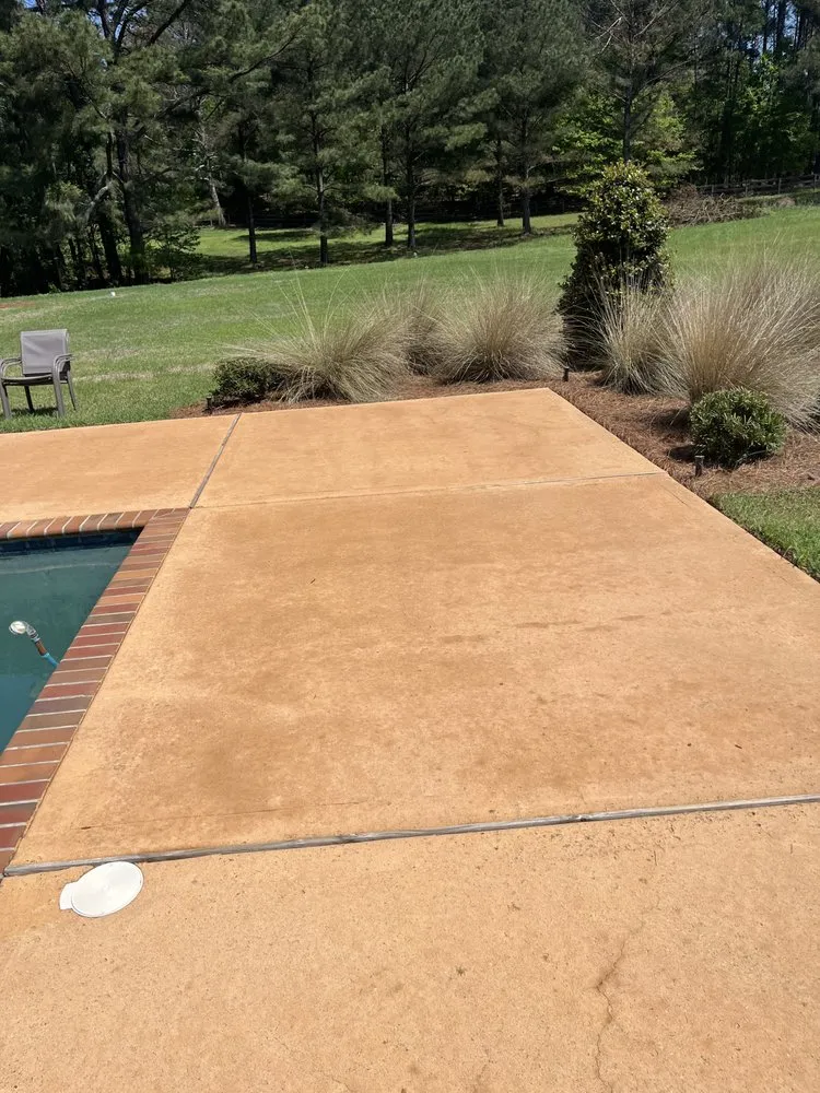 Reliable garden landscaping with custom design in Jackson, MS by Christian’s Do All