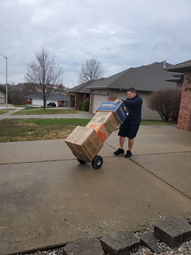 Professional yard maintenance with custom design across Columbus, OH - Christian's Moving and Landscaping