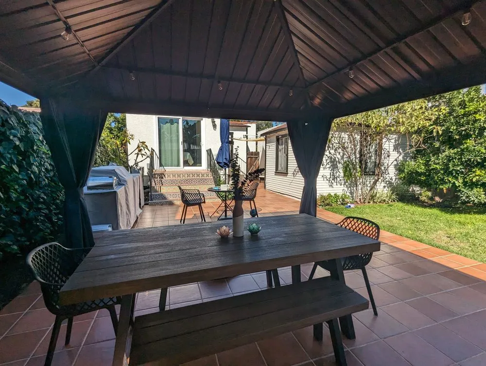 Custom lawn mowing service for beautiful yards across Long Beach, CA - Christine Nakov