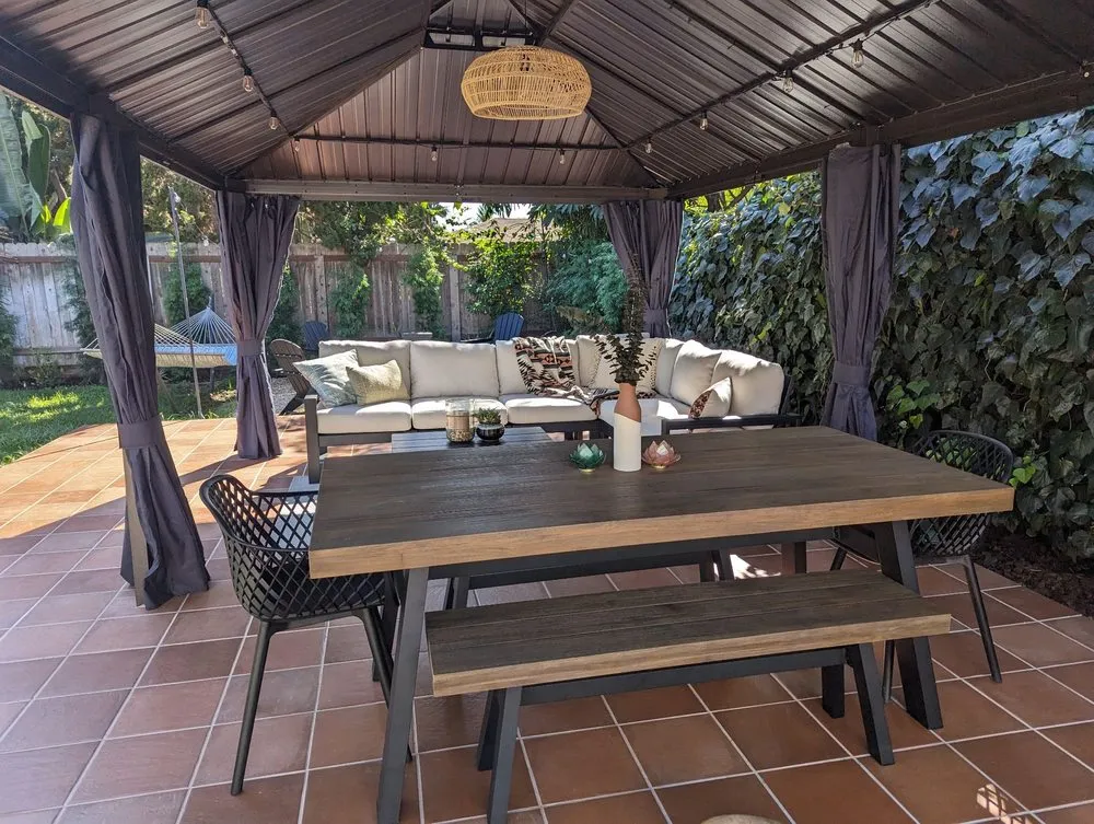 Local landscape installation in Long Beach, CA by Christine Nakov