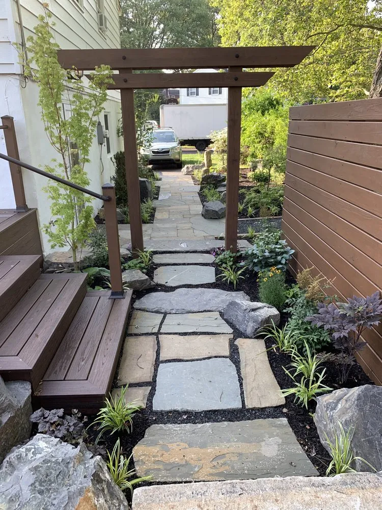 Custom residential landscaping in Ambler, PA - Christopher A Zeek Landscape Design & Construction