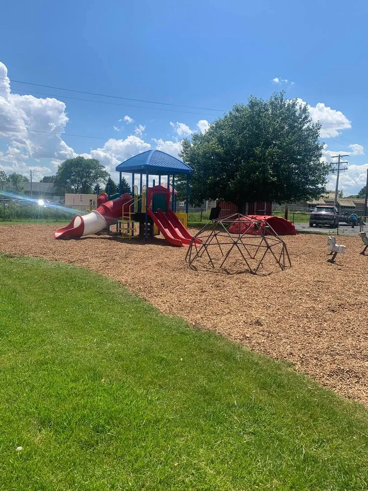 Affordable landscaping services in Newark, OH - Christopher's Affordable Lawncare & Services