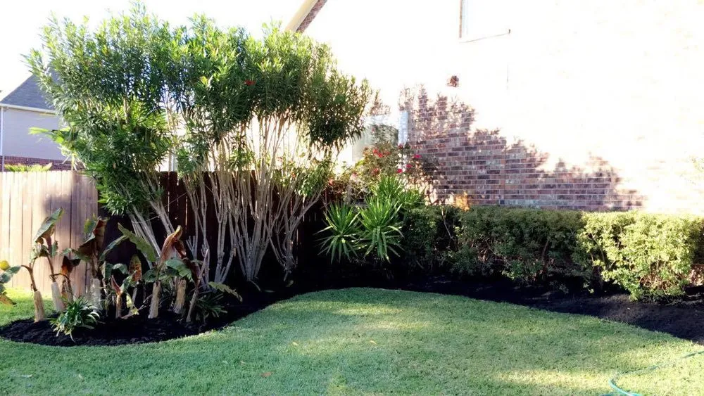 Affordable landscape design in Houston, TX - Christo's Courtesy Lawn and Landscape Services