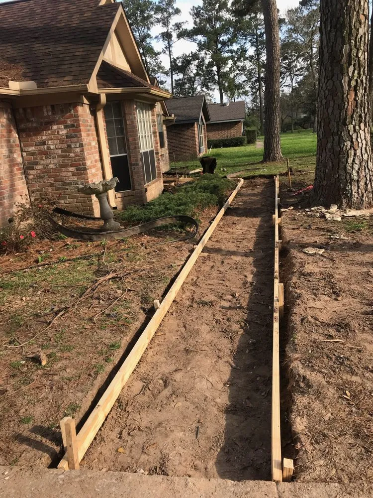 Local residential landscaping for beautiful yards in Houston, TX by Christo's Courtesy Lawn and Landscape Services