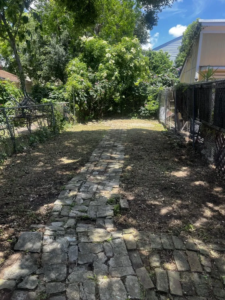 Affordable landscape design in River Ridge, LA by Christ’s creations lawn care services