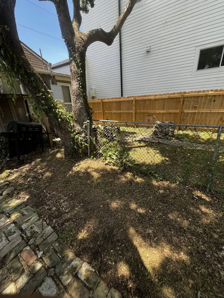 Expert landscaping services experts serving River Ridge, LA - Christ’s creations lawn care services