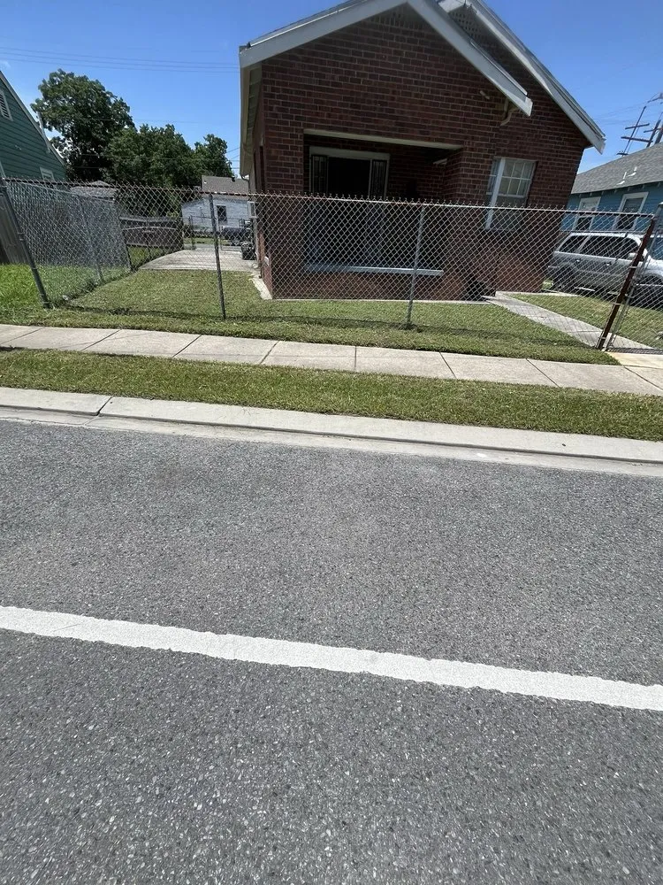 Custom landscape design near you in River Ridge, LA by Christ’s creations lawn care services