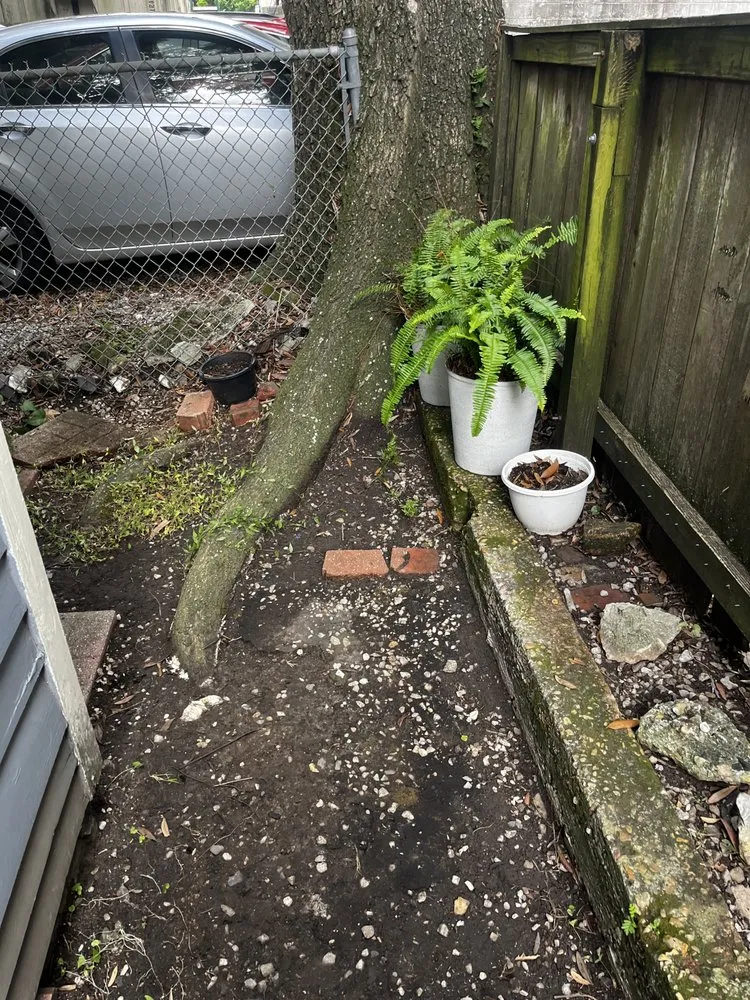 Top-rated outdoor landscaping with custom design in River Ridge, LA by Christ’s creations lawn care services