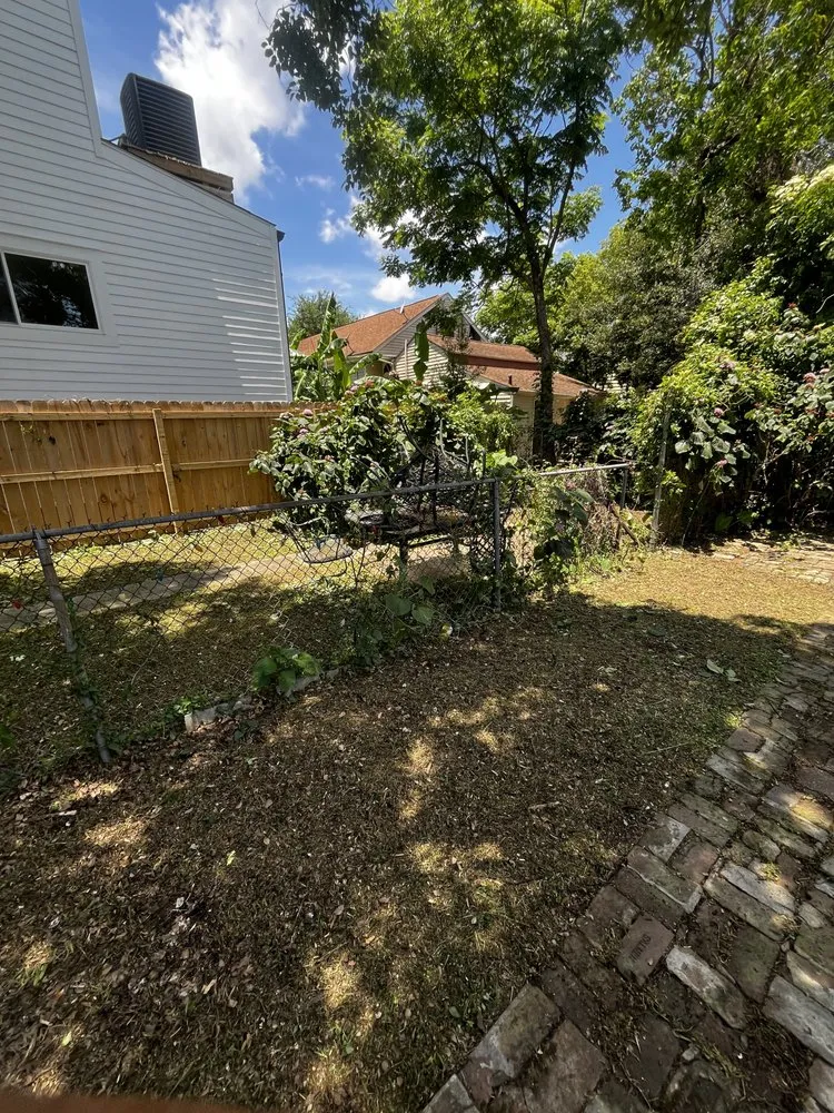 Reliable landscaping services experts serving River Ridge, LA - Christ’s creations lawn care services