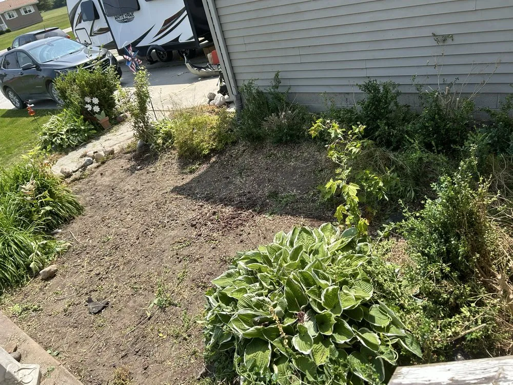 Top-rated landscaping services with custom design across Smiths Creek, MI - Christy cuts & landscaping